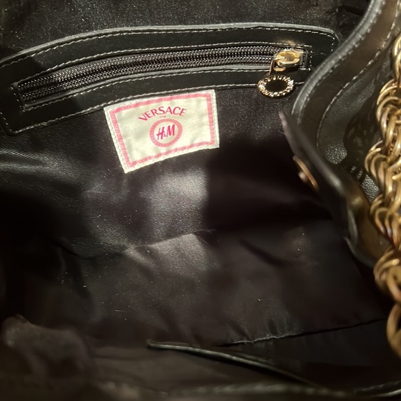 Versace H&M Black Leather Purse With Charms And Chain Handle Tags Dust Bag - Picture 7 of 13